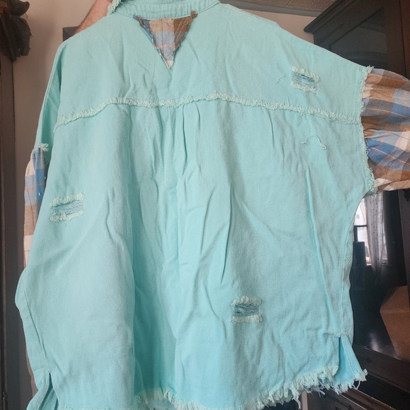 Never worn jacket - Picture 3 of 3